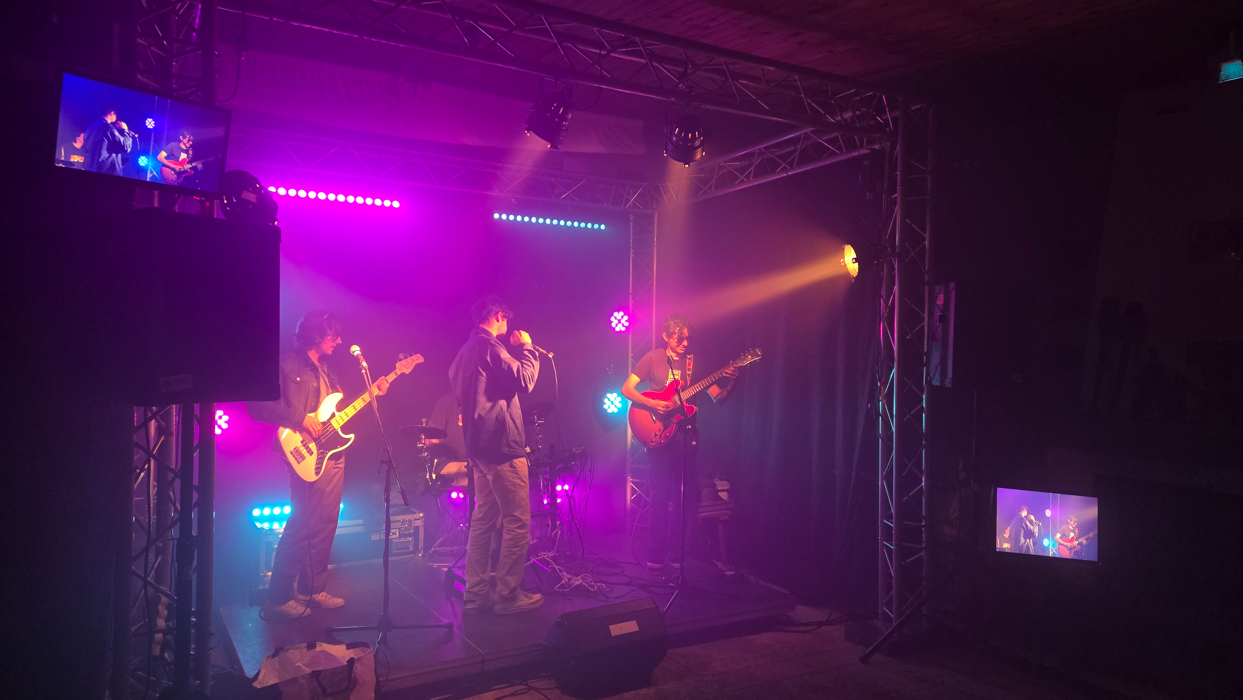 20251129_214012